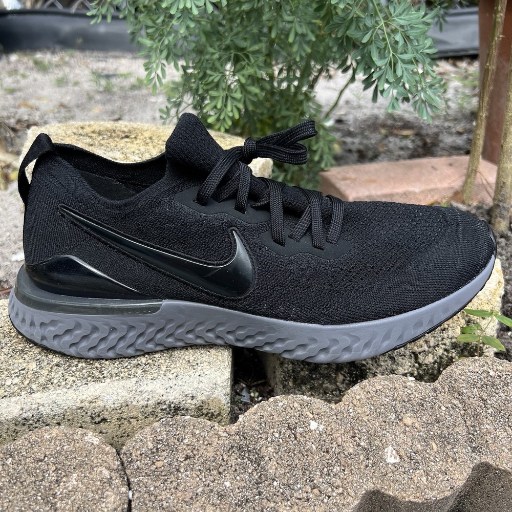 Nike Epic React Flyknit 2 Mens Sz 9.5 Black Anthracite Gunsmoke Grey BQ8928-001